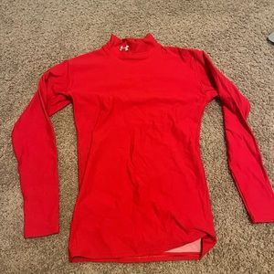 Women’s small Under Armour Shirt